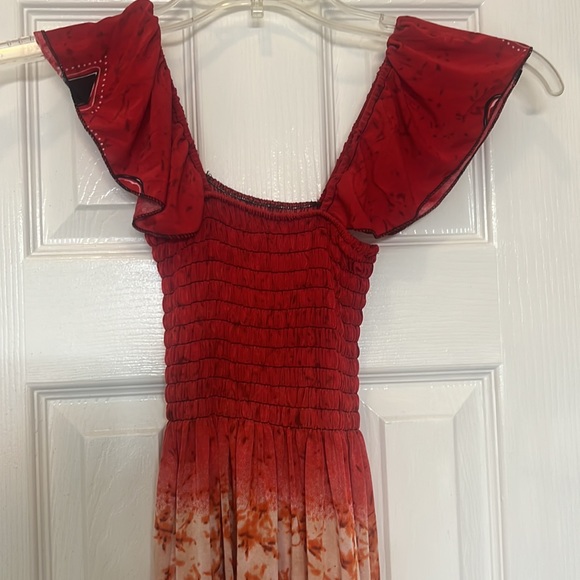 Romantic SiNi
95% POLYESTER
5% SPANDEX
1公区
MADE IN CHINA - Picture 2 of 3